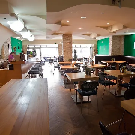 Penzion Gremium بيت ضيافة 3*