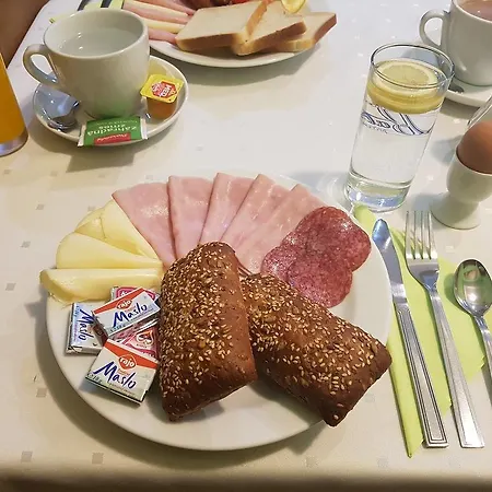 بيت ضيافة Penzion Gremium 3*