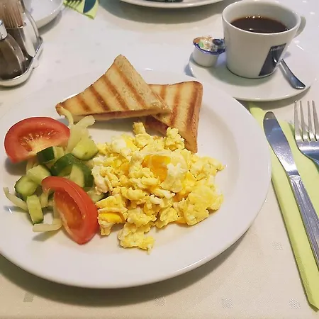 بيت ضيافة Penzion Gremium 3*
