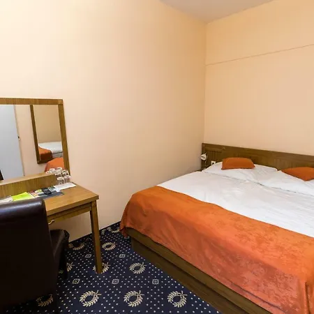 Penzion Gremium بيت ضيافة 3*