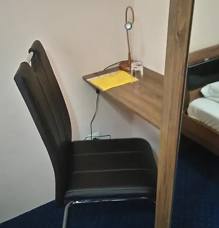 בית הארחה Penzion Gremium ברטיסלאבה